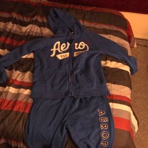Aeropostale sweat suit